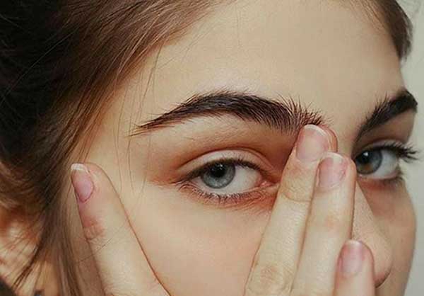 Cách xoá nếp nhăn vùng mắt hiệu quả tại nhà