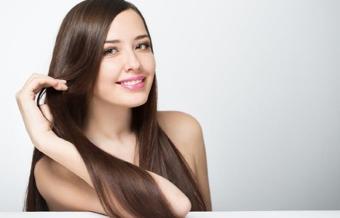 Bổ sung collagen giúp mái tóc trở nên bóng mượt